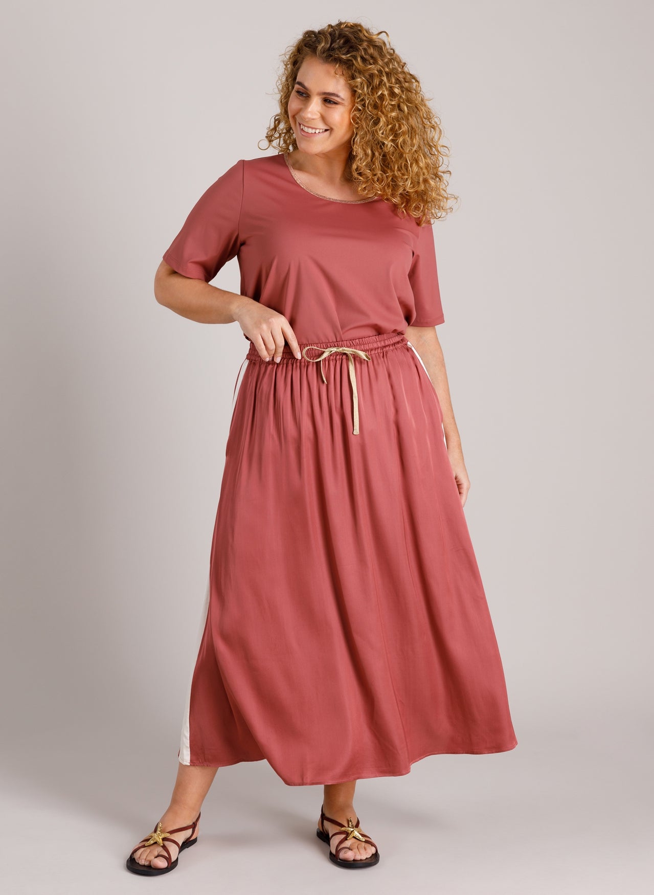 Liora | Plum