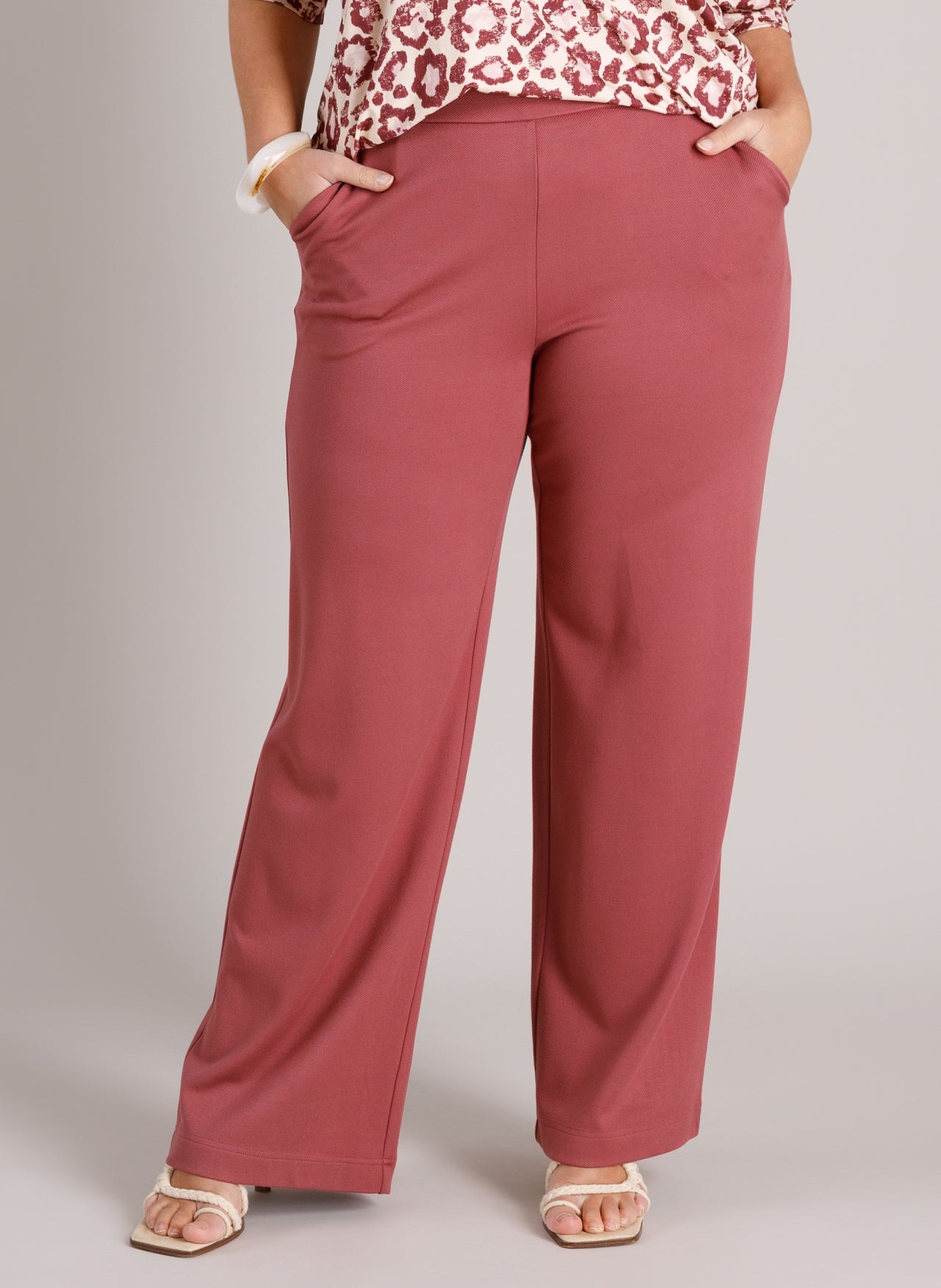 Nadeche Essential | Plum