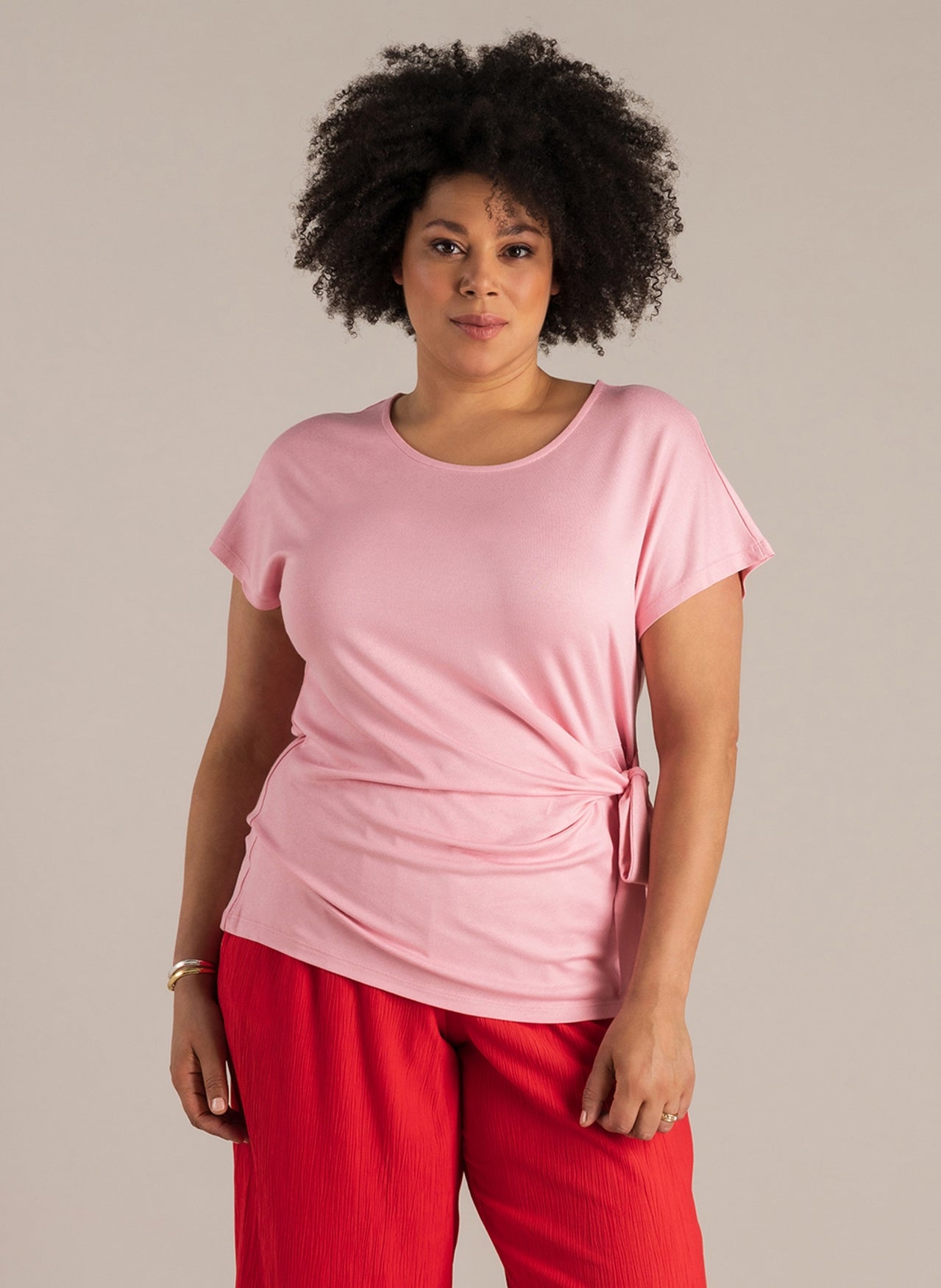 Naria | Bright Pink