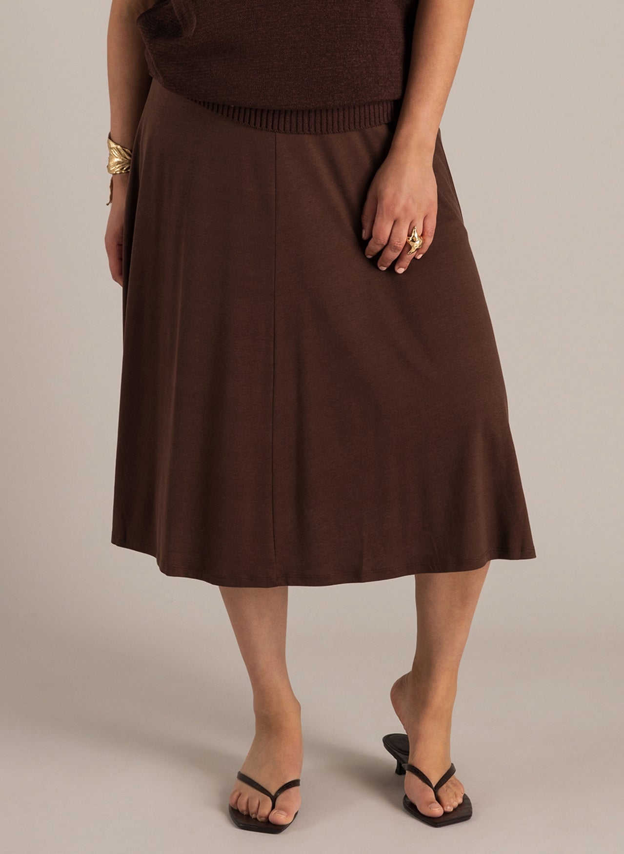 Navi | Coffee Brown