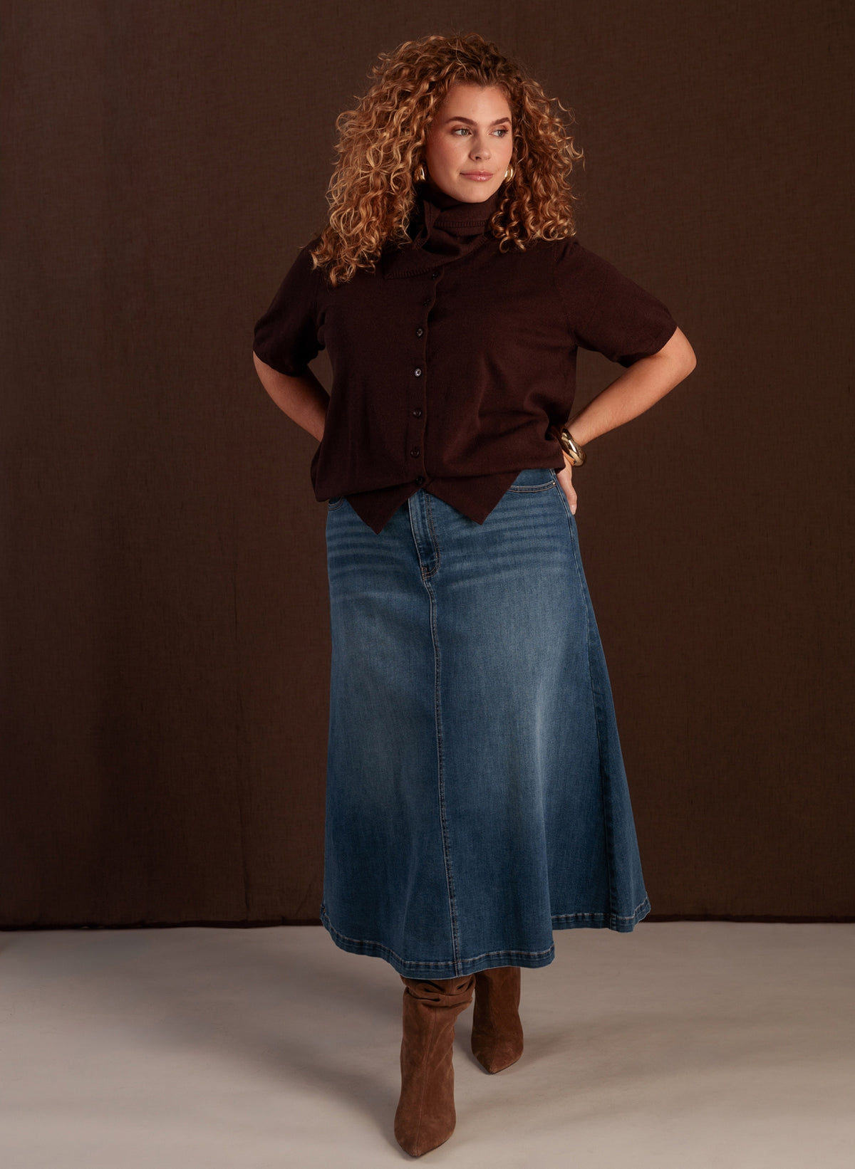 Tiora | Dark Brown