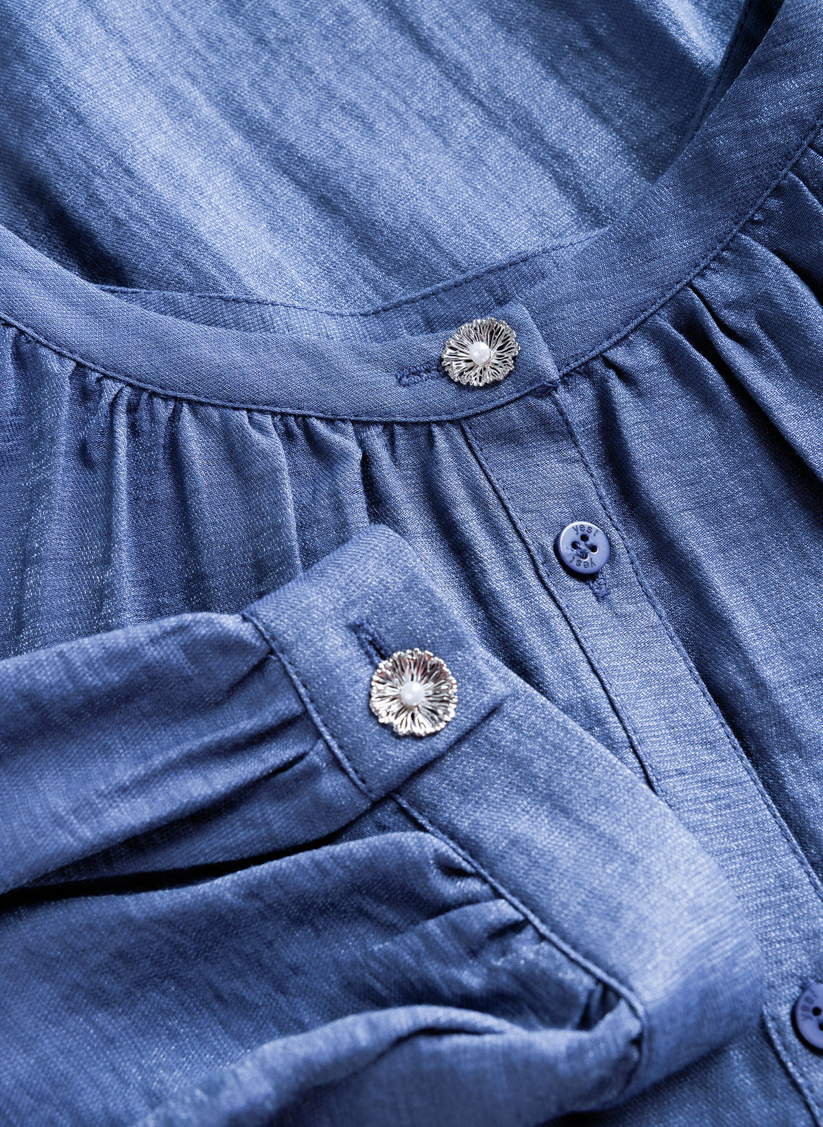 Vinca | Faded Blue