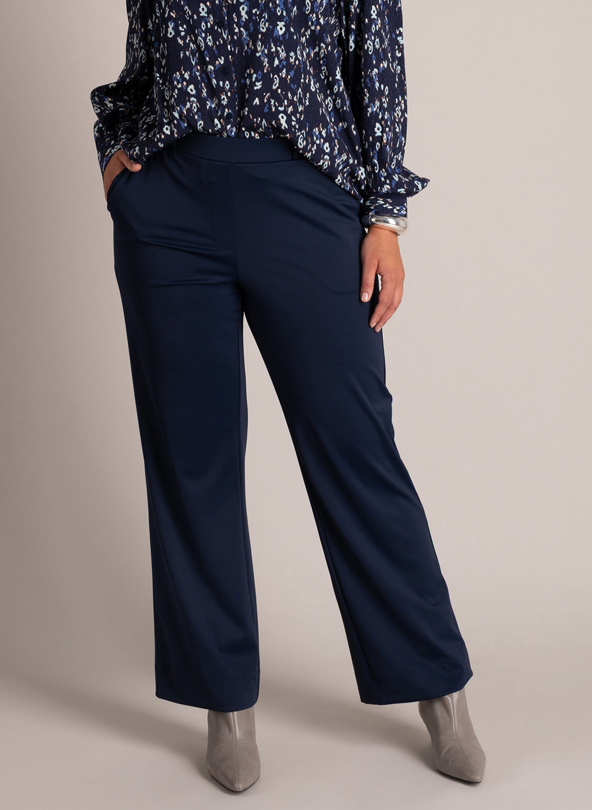 Gaelle Essential | Dark Blue