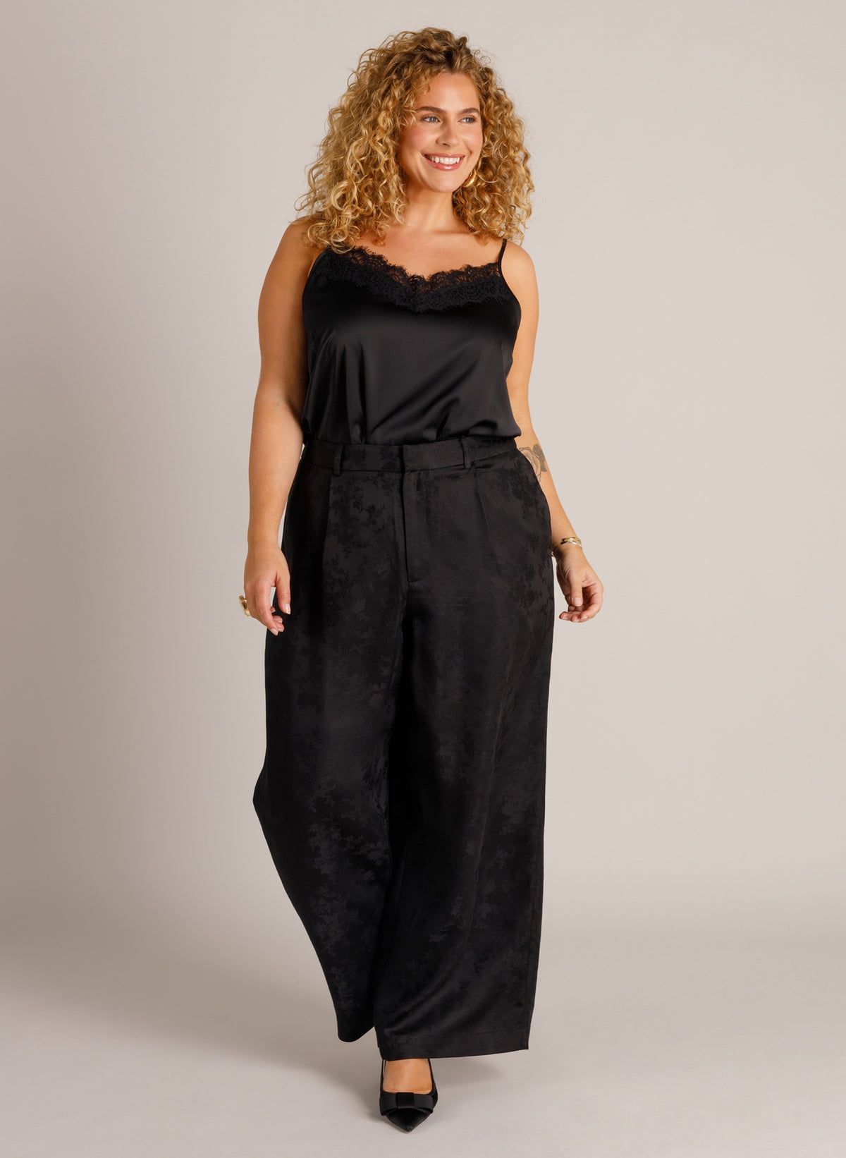 YCZelma | Black